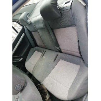 opel vectra c berlina del año 2004