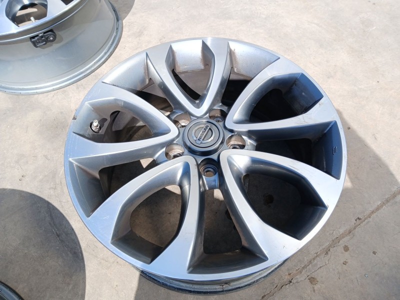 Recambio de llanta para nissan juke (f15) 1.2 dig-t referencia OEM IAM 1KR7A x1 17 pulgadas