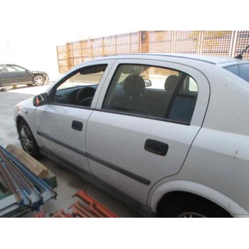 opel astra g berlina del año 1999