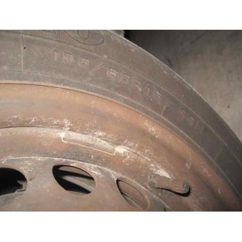 mercedes-benz clase c (w201) berlina del año 1985