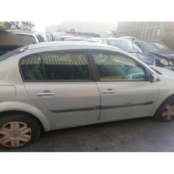 renault megane ii classic berlina del año 2004