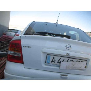 opel astra g berlina del año 1999