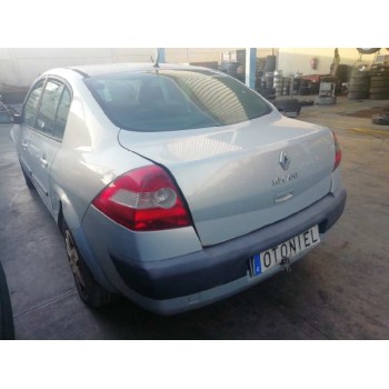 renault megane ii classic berlina del año 2004