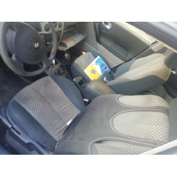 renault megane ii classic berlina del año 2004