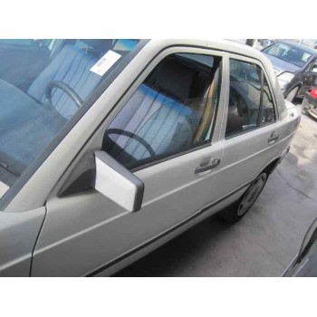 mercedes-benz clase c (w201) berlina del año 1985