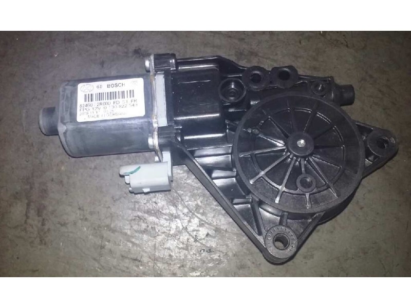 Recambio de motor elevalunas delantero derecho para hyundai i30 classic referencia OEM IAM 0130822543  