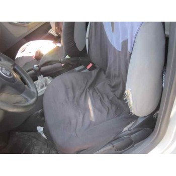 seat ibiza (6l1) del año 2002