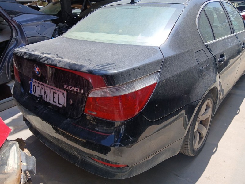 BMW 5 (E60)