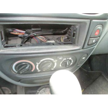 renault megane i berlina hatchback (ba0) del año 1998