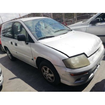 mitsubishi space runner (n60) del año 2003