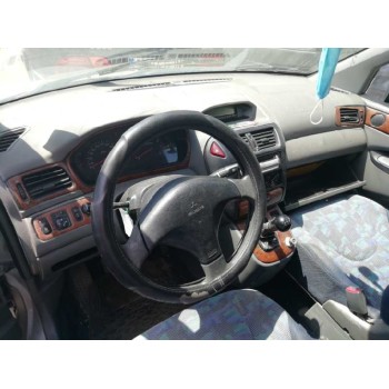 mitsubishi space runner (n60) del año 2003