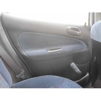 peugeot 206 4-trg. del año 2006