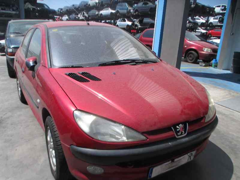 peugeot 206 berlina del año 2002