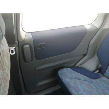 mitsubishi space runner (n60) del año 2003