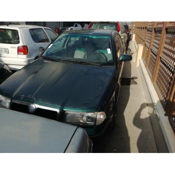 skoda octavia berlina (1u2) del año 1998