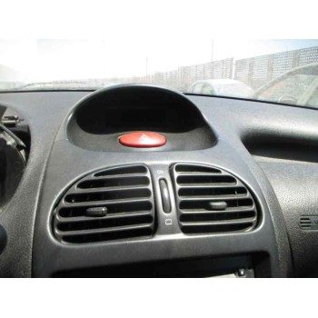 peugeot 206 berlina del año 2002