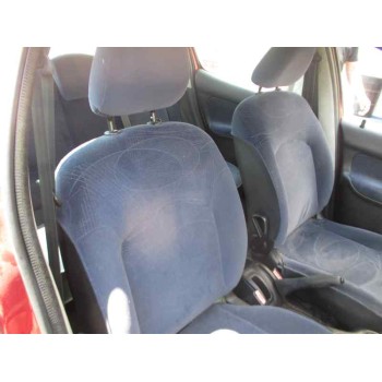 peugeot 206 berlina del año 2002