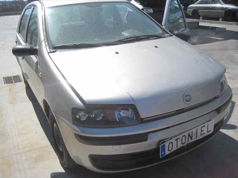 FIAT PUNTO BERLINA (188)