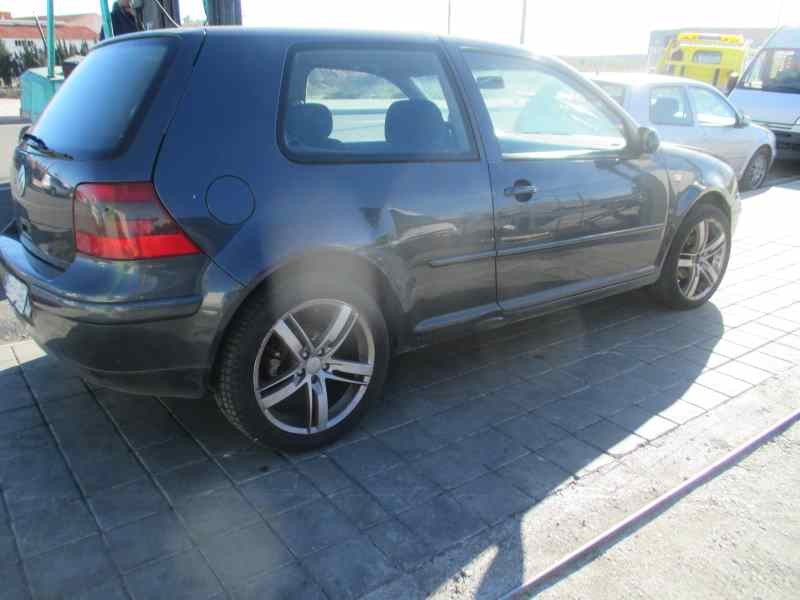 volkswagen golf iv berlina (1j1) del año 2002