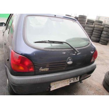 ford fiesta berlina (dx) del año 2000