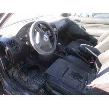 volkswagen golf iv berlina (1j1) del año 2002