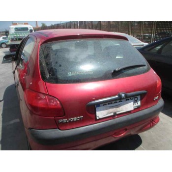 peugeot 206 berlina del año 2002