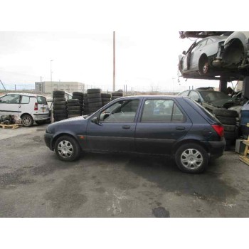 ford fiesta berlina (dx) del año 2000