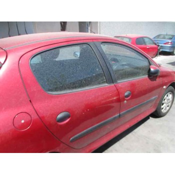 peugeot 206 berlina del año 2002