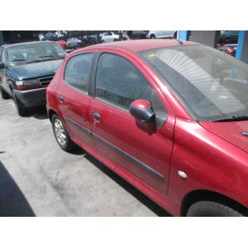 peugeot 206 berlina del año 2002