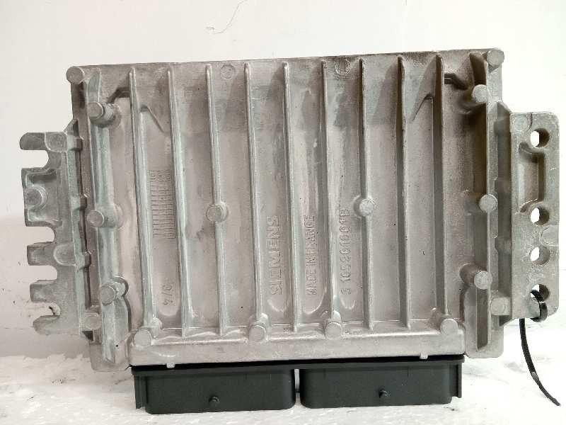 Recambio de centralita motor uce para volvo v40 familiar 1.6 referencia OEM IAM S118245001D P30614602 