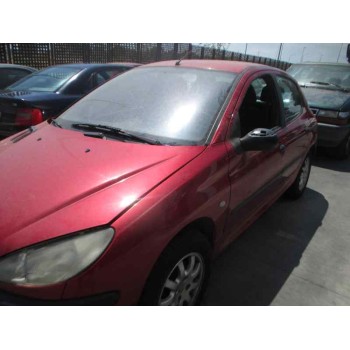 peugeot 206 berlina del año 2002