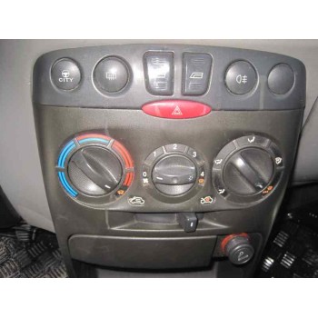 fiat punto berlina (188) del año 2001