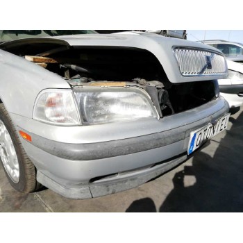 volvo s40 berlina del año 1998