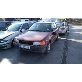 opel astra f berlina del año 1995