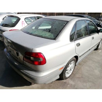 volvo s40 berlina del año 1998