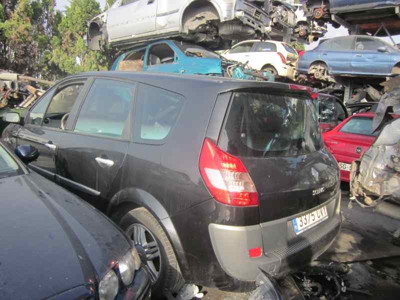 renault grand scenic del año 2004