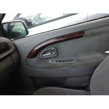 volvo s40 berlina del año 1998