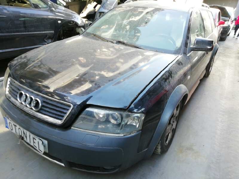 AUDI A6 AVANT (4B5)