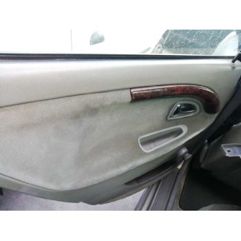 volvo s40 berlina del año 1998