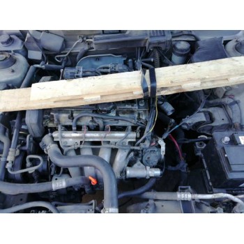 volvo s40 berlina del año 1998