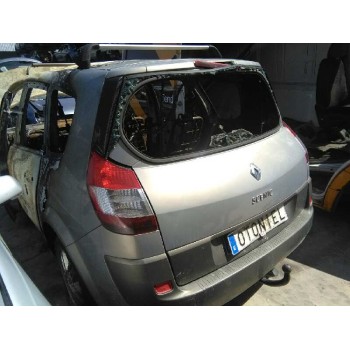 renault grand scenic del año 2005