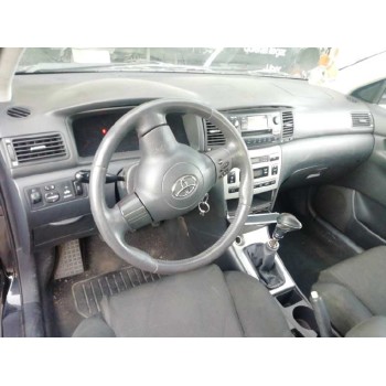 toyota corolla (e12) del año 2004