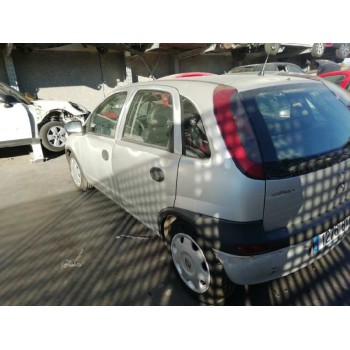 opel corsa c del año 2002