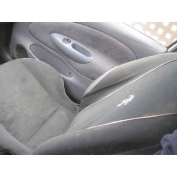 ford fiesta berlina del año 2002