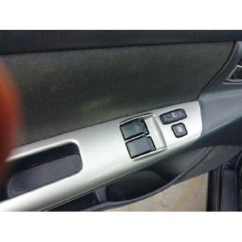 toyota corolla (e12) del año 2004