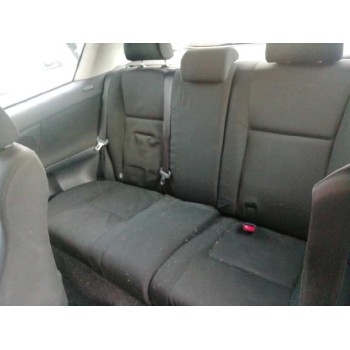 toyota corolla (e12) del año 2004