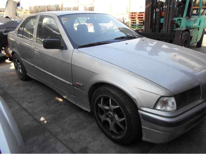 bmw serie 3 berlina (e36) del año 1998