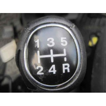 ford fiesta berlina del año 2002