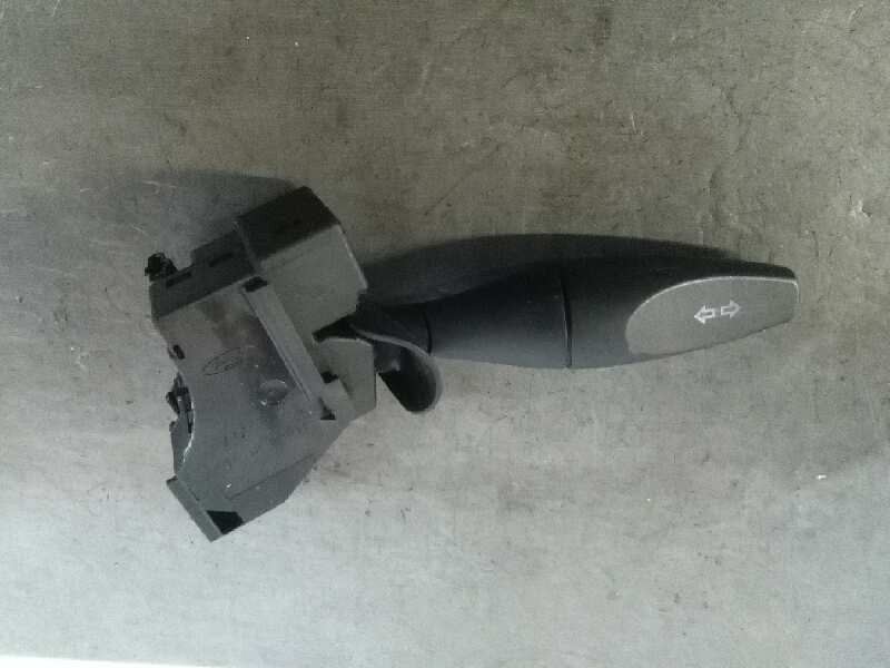 Recambio de mando intermitentes para ford fiesta (cbk) ambiente referencia OEM IAM 1S7T13335AE  