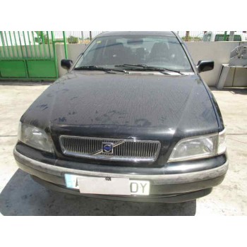 volvo s40 berlina del año 1999